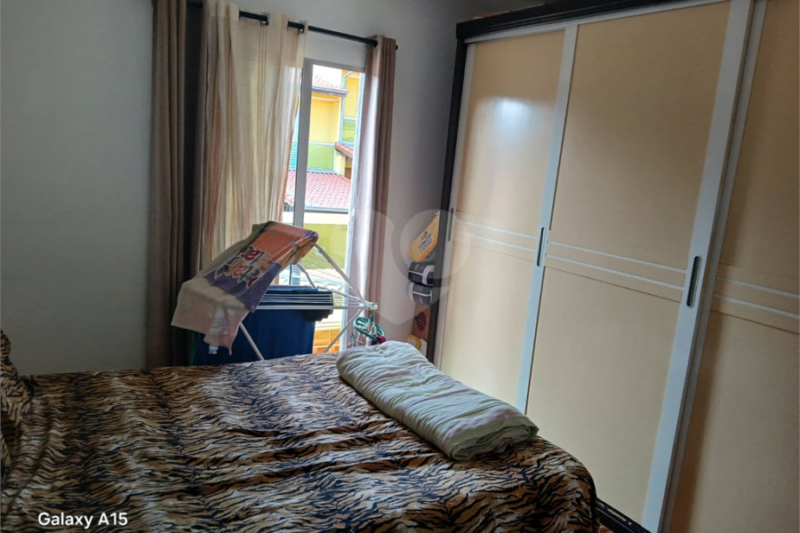 Casa à venda com 2 quartos no condomínio Residencial Armênia, Ferraz de Vasconcelos - SP