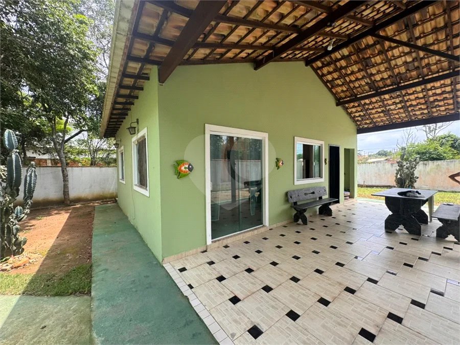 Casa à venda ou para alugar com 2 quartos, sendo 1 suíte,  em Caravelas, Armação dos Búzios, RJ
