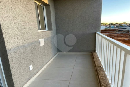Apartamento no Residencial Flor de Liz