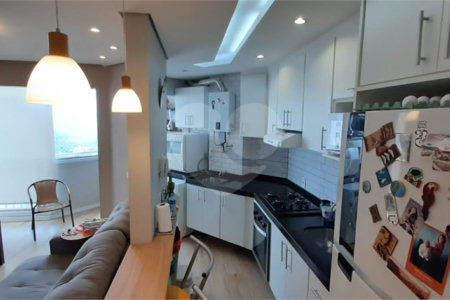 Apartamento à venda com 3 quartos, sendo 1 suíte, em Brás, São Paulo, SP