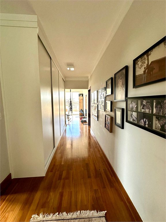 Casa com piscina à Venda no Residencial Damha II, São Carlos
