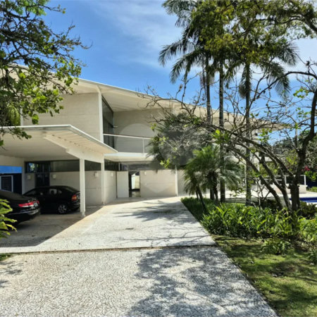 Casa a venda ou locação no Tamboré 1