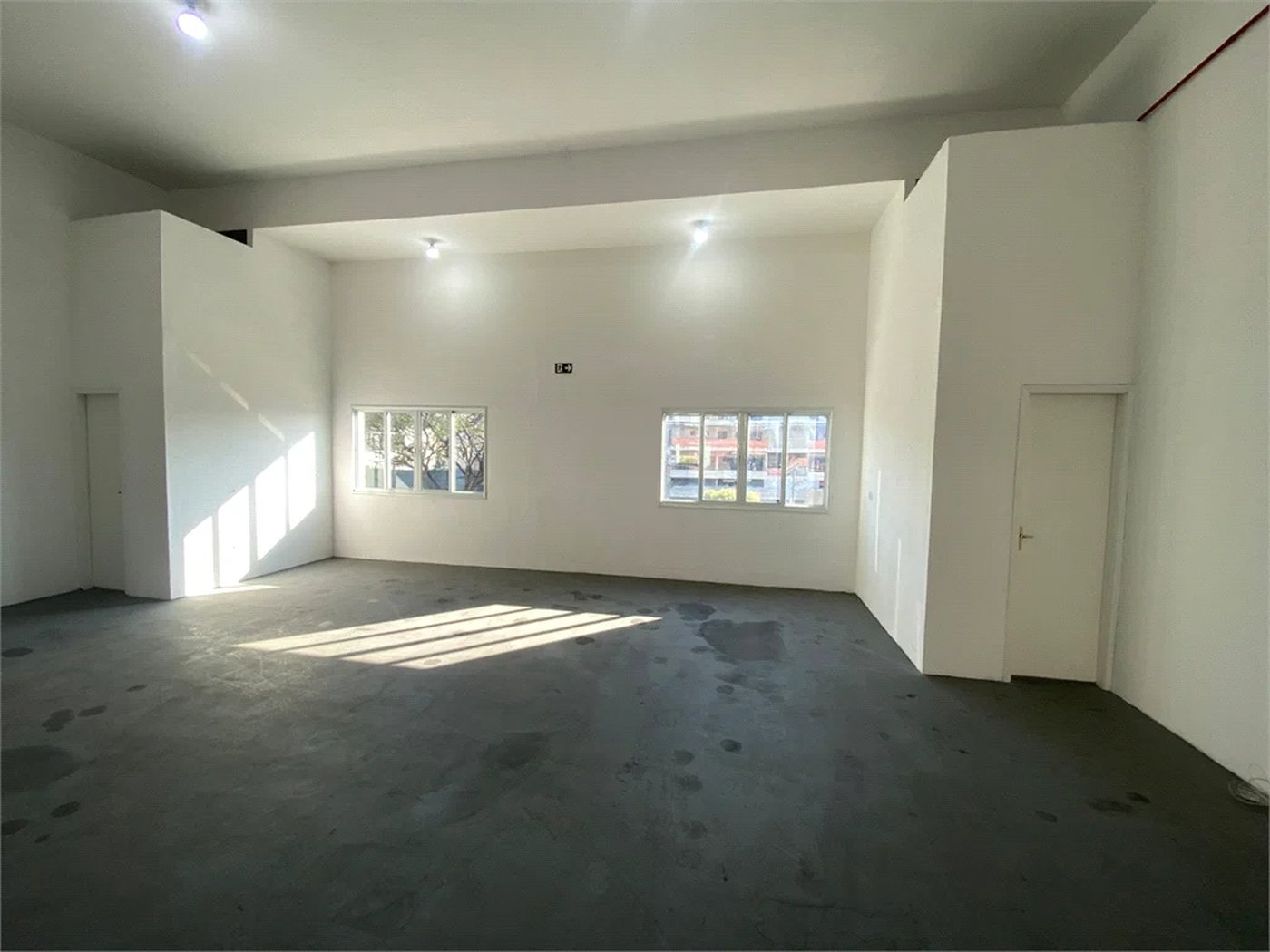 OPORTUNIDADE COMERCIAL EM OSASCO - EDIFÍCIO MARIANA