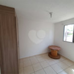 Apartamento no Condomínio Parque Alamo.