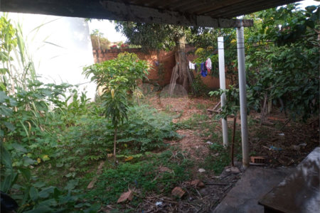 Casa térrea para venda, com 2 dormitórios.
