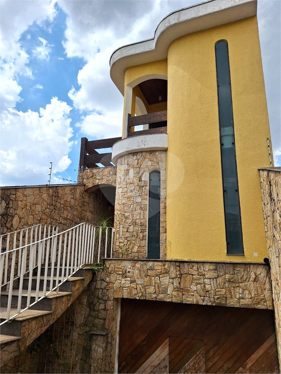 Sobrado à venda com 3 quartos, sendo 1 suíte,  em Vila Maria, São Paulo, SP