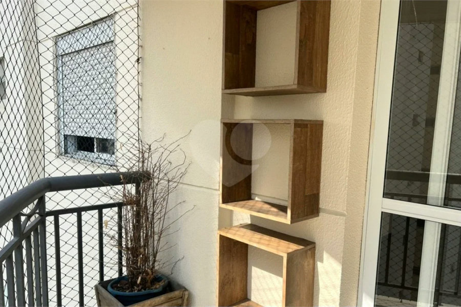 Excelente apartamento de 3 dormitórios, sendo uma Suíte e 2 vagas de garagem.