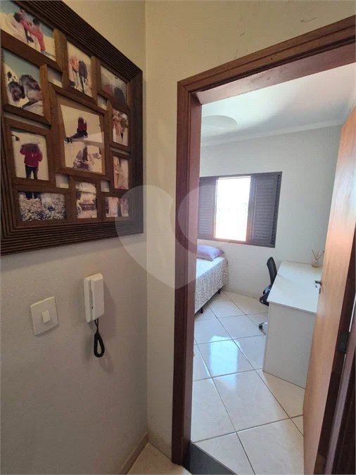 Sobrado à venda com 3 quartos em Vila Industrial, Piracicaba, SP