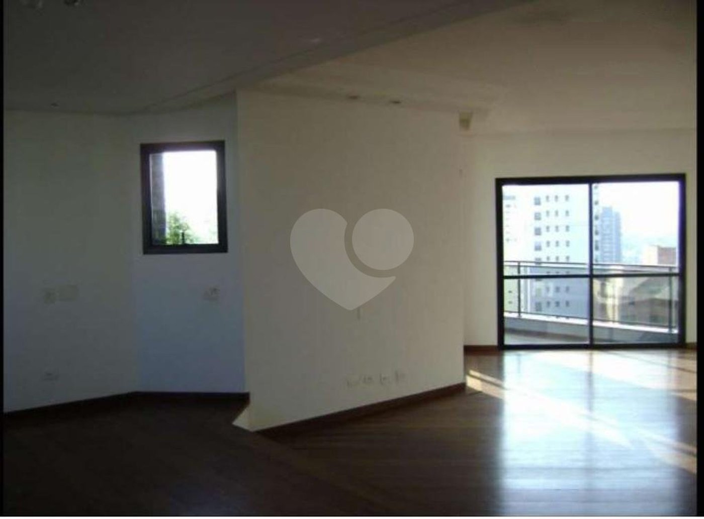 Cobertura duplex com churrasqueira e piscina