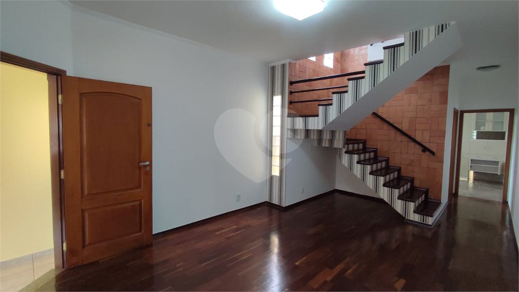 Casa à Venda em São Carlos, no bairro Portal do Sol