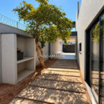 Casa à venda ou para alugar com 4 quartos, sendo 2 suítes, no Centro, Três Lagoas - MS