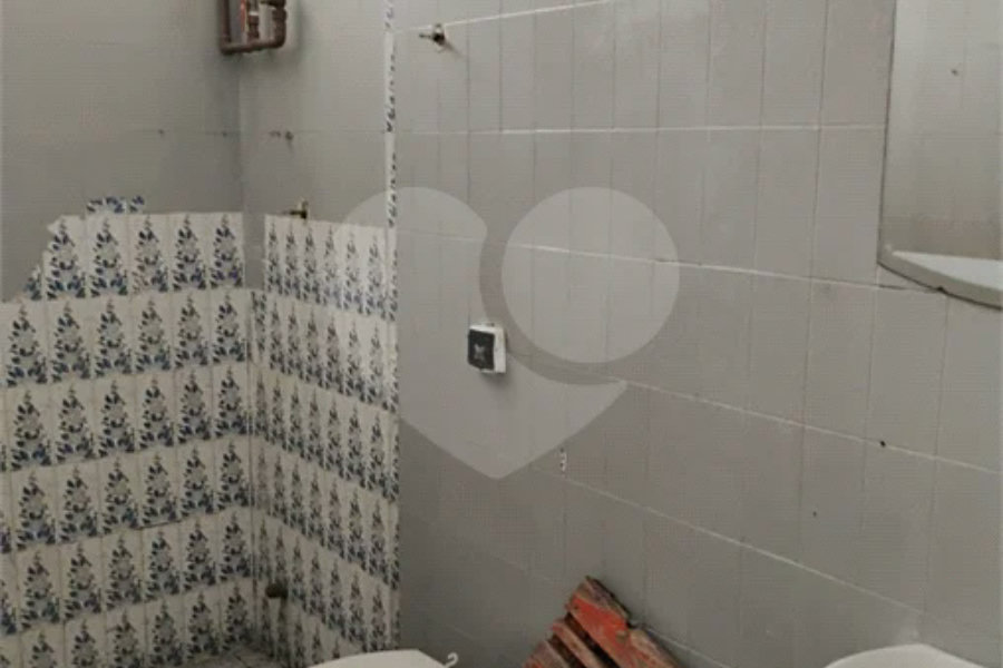 Sobrado na Vila Santa Catarina — 121 m² | Esquina Estratégica