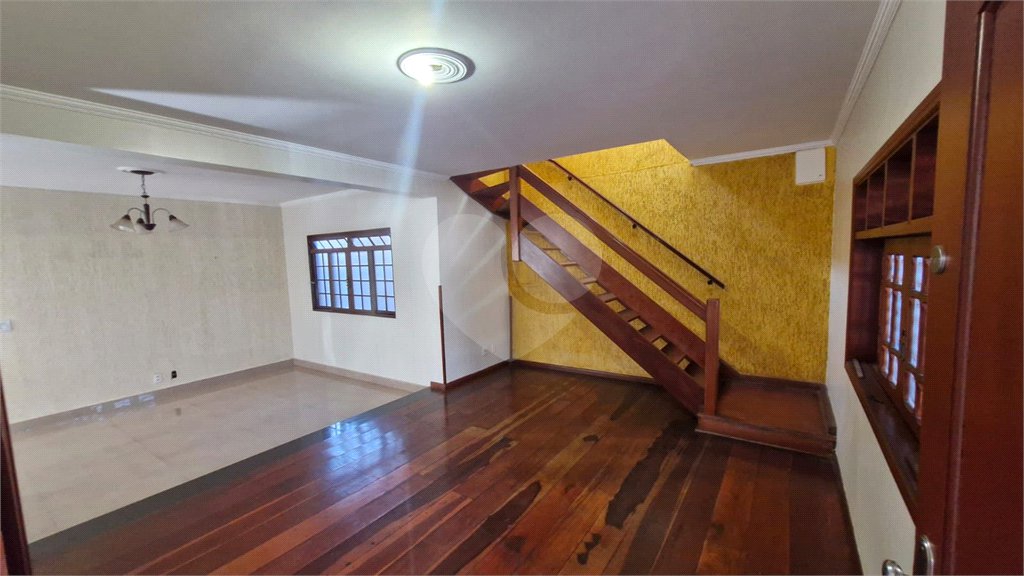 Casa/Sobrado a venda no Timburis em São Carlos