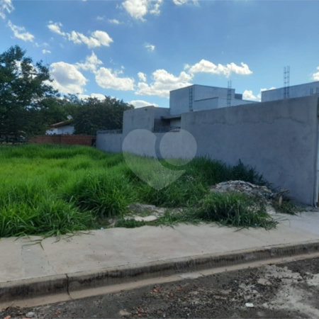 Terreno à venda no bairro Arcoville, São Carlos.