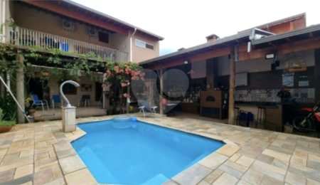 Sobrado à venda com 5 quartos, sendo 1 suíte,  em Jardim Santa Silvia, Piracicaba, SP