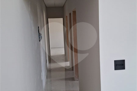 Casa à Venda – Jardim Embaré