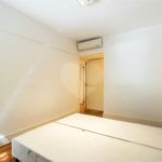 Apartamento para venda em Moema com 2 quartos, sendo 2 suítes, 70m²