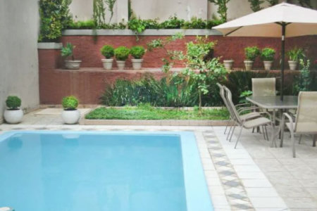 Casa à venda com 4 quartos, sendo 3 suítes, em Jardim Leonor, São Paulo, SP