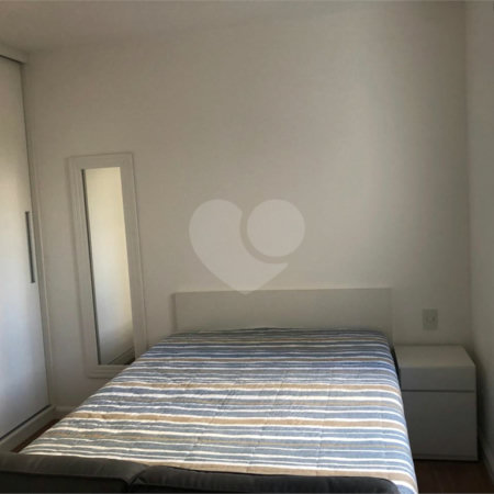 STUDIO REFORMADO E MOBILIADO NA REPUBLICA