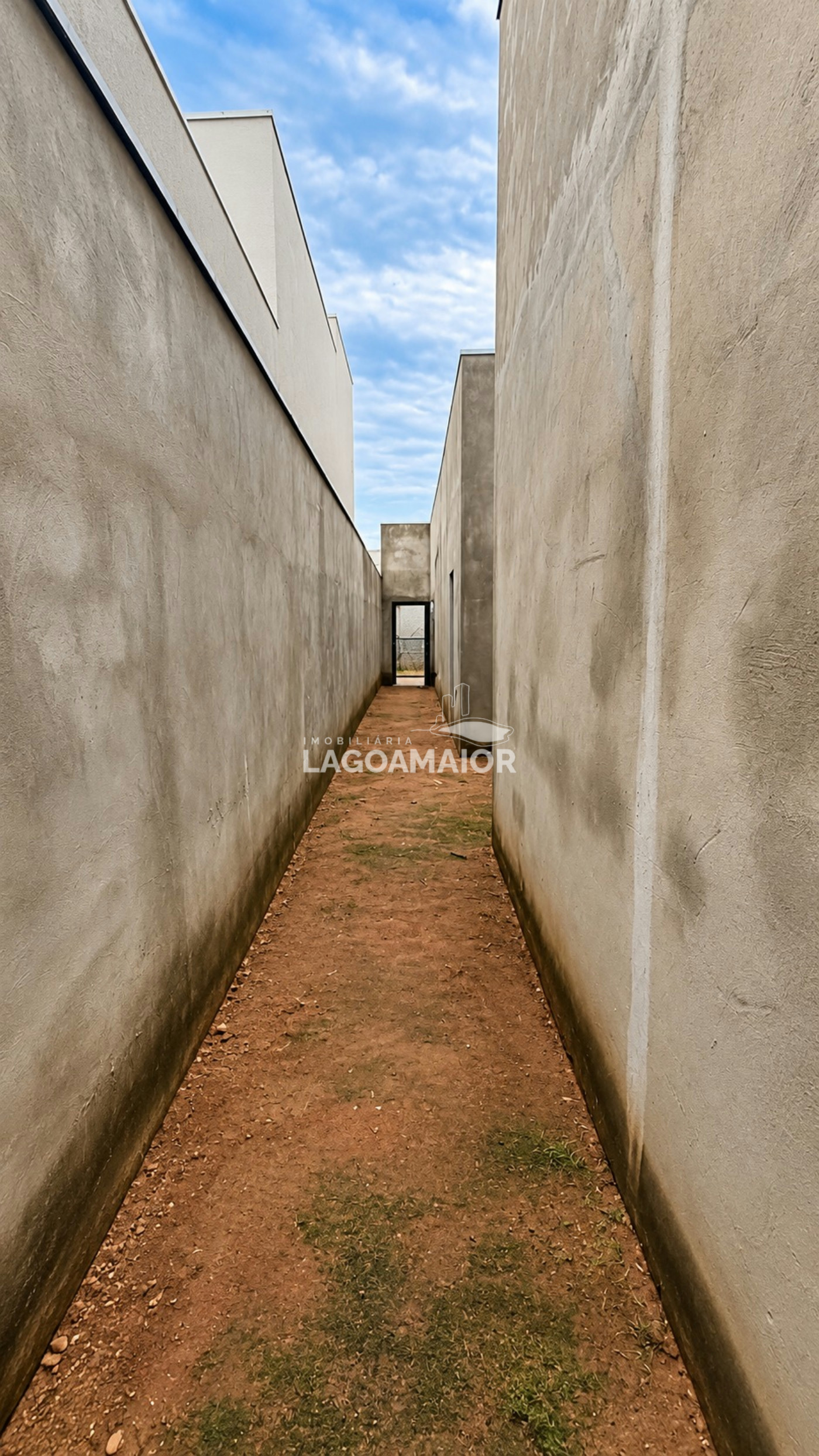 Casa à venda com 3 quartos, sendo 2 suítes, em Alto da Boa Vista, Três Lagoas - MS