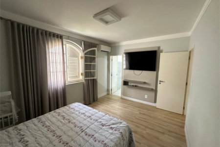 Casa à venda com 3 quartos, Sendo 1 suíte, em Vila Boa Vista, São Carlos, SP