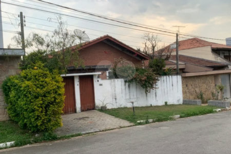 OPORTUNIDADE ÚNICA! Casa térrea à venda, 4 quartos, no Condomínio Residencial NOVA CAIEIRAS 1