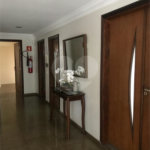Apartamento 2 dormitórios à venda na Vila mariana.