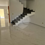 Casa com 134m², 3 dormitórios, 2 vagas, à venda na Vila Prudente.