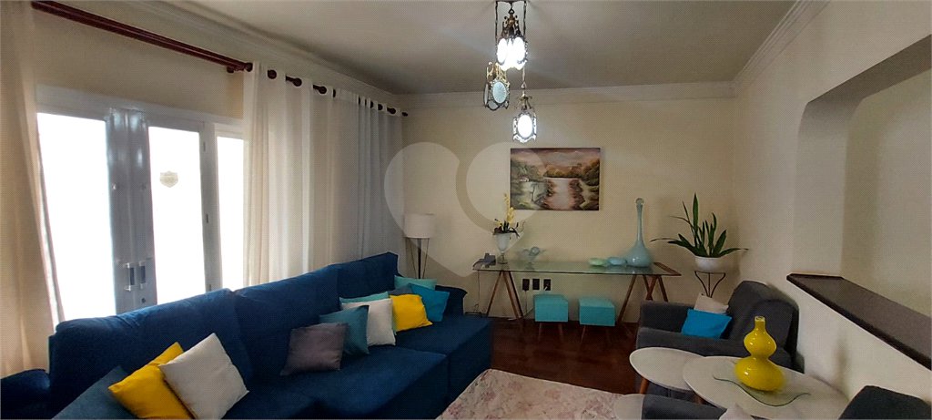 Casa à venda com 5 quartos, sendo 1 suíte, em Jardim Santa Paula, São Carlos, SP