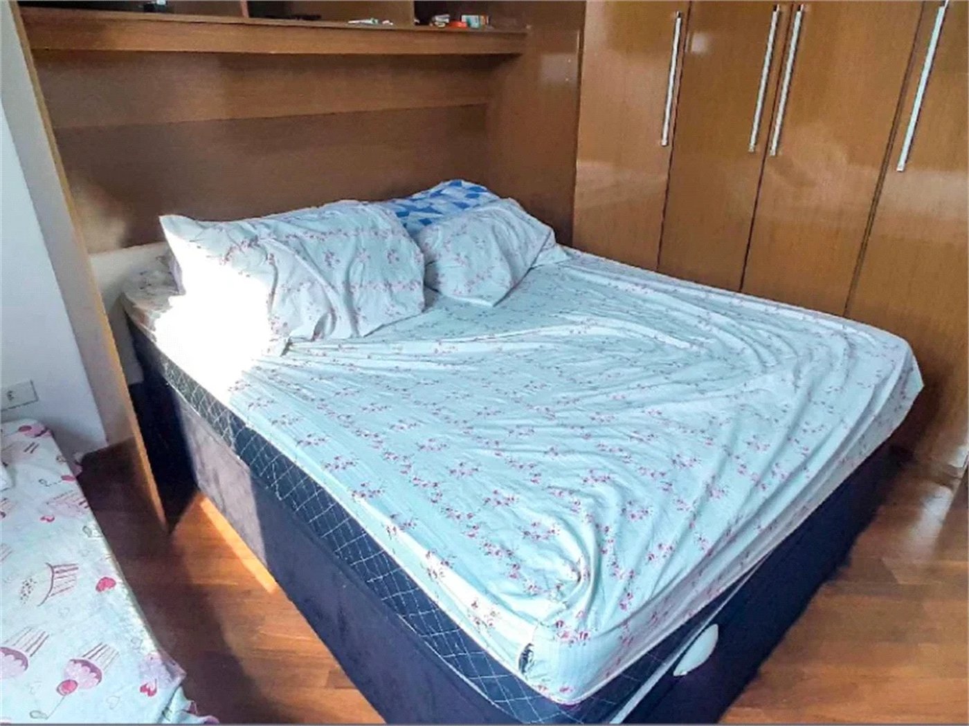 Ótimo apartamento com 2 quartos e vaga de garagem