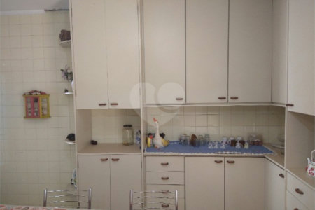 Casa térrea no Centro em Araraquara/SP, com 4 dormitórios