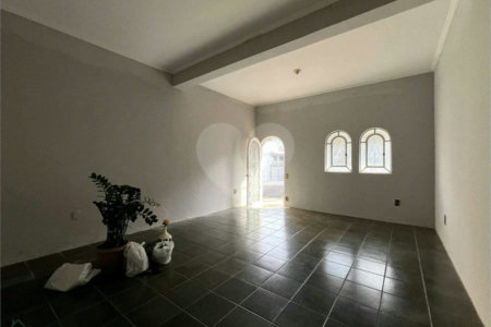 Casa a Venda no Aquários em Vinhedo/SP