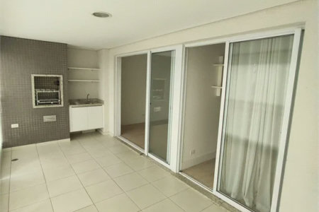 Apartamento à venda ou para alugar com 3 quartos, sendo 1 suíte, em Parque Reboucas, São Paulo, SP
