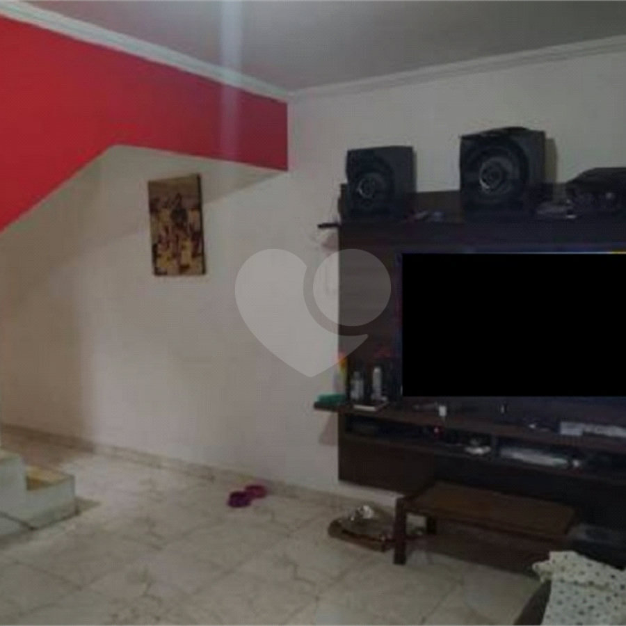 Excelente Sobrado à venda com 335m² e 3 dormitórios, localizado no bairro Jardim Bom Clima.