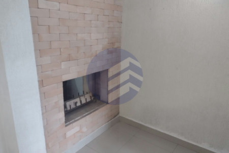 Casa à venda ou para alugar com 3 quartos, sendo 2 suítes, em Jardim Trussardi, São Paulo - SP