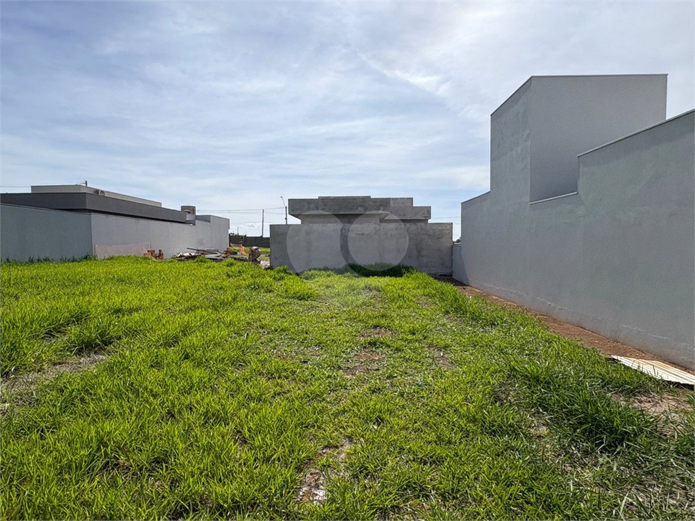 Loteamento á venda no Residencial Villenevve.