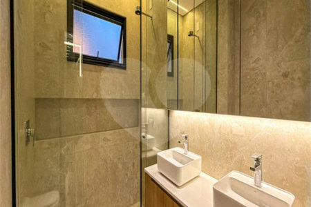Indaiatuba - Condominio Sapezal - R$ 2.400.000,00 - Área Total 360,00 m² - Área Construída 213,32 m² - TÉRREA - 03 suítes sendo a master com closet; - Escritório; Lavabo; Cozinha com cooktop e planejados; Gourmet com churrasqueira; Ambientes preparados para ar condicionado; Piscina com cascata,