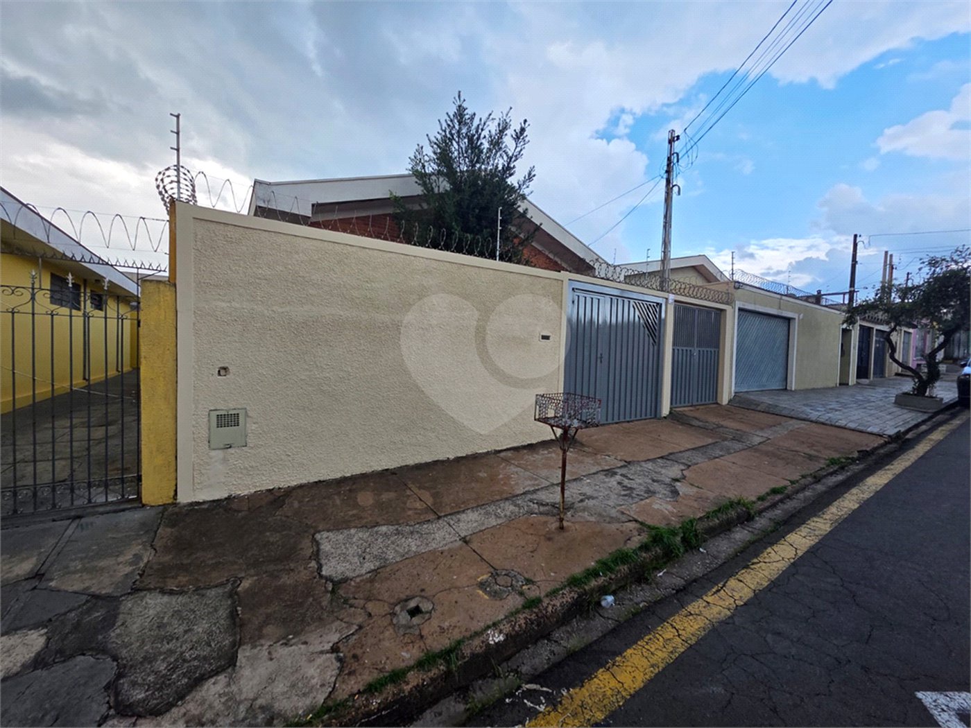 Casa à venda no Jardim Cruzeiro do Sul com edícula
