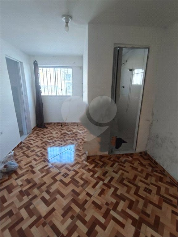 Oportunidade Única para Renda: 5 Casas em 328 m² no Bairro Saúde!