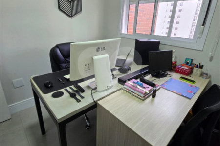 Apartamento com 3 quartos e 3 vagas na Vila Suzana