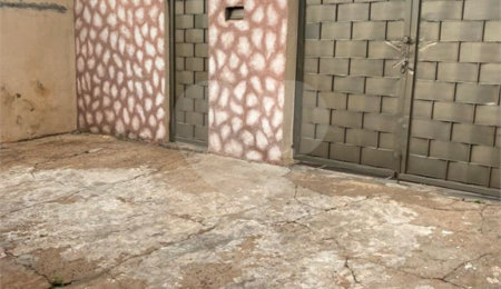 Casa à venda com 2 quartos em Vila Carmem, São Carlos, SP