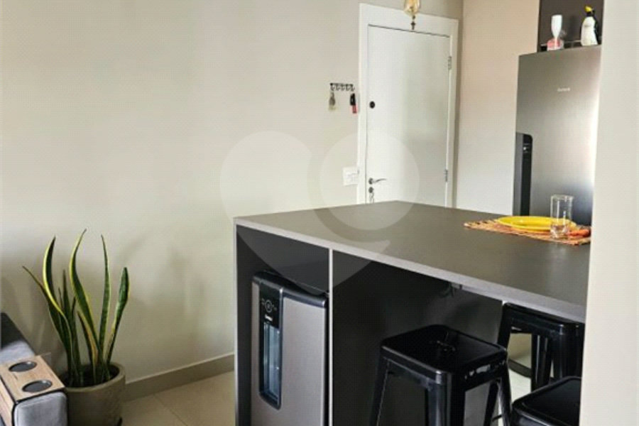 Apartamento á Venda com 40m² - Vaga Itaquera