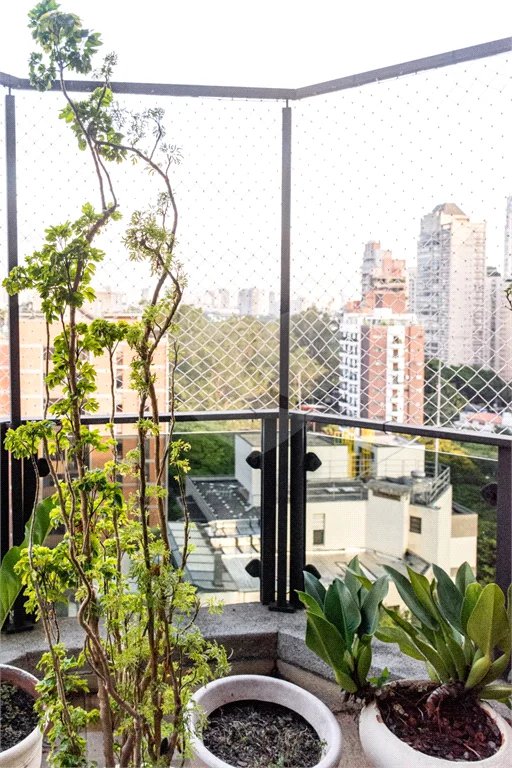 VILA NOVA CONCEIÇÃO - 216 M² - 4 VAGAS