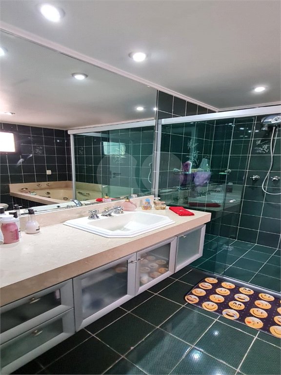Apartamento à venda na Vila Carrão, 3 quartos (2 suítes)