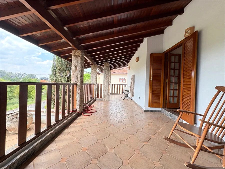 Casa a Venda no Condomínio Vista Alegre - Sede em Vinhedo/SP