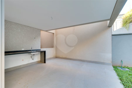 Casa à venda com 4 suítes no condomínio Vila Arese, São Paulo - SP