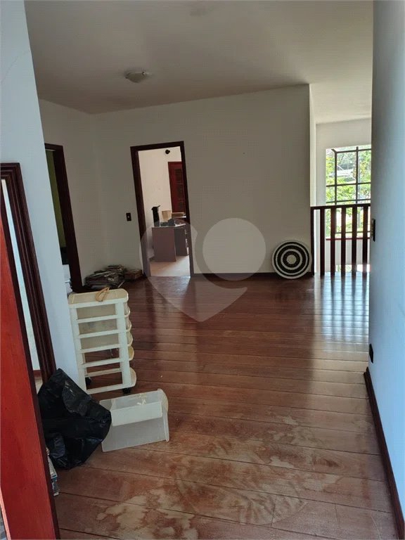 Casa à venda ou para alugar com 5 quartos, sendo 2 suítes, em Jardim Dos Estados, Poços de Caldas - MG
