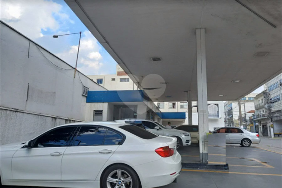 Espaço ideal para posto de gasolina, farmácia e loja no Bom Retiro