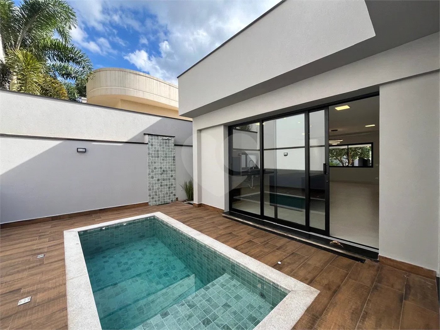Excelente Casa Plana no Condomínio Bela Vista