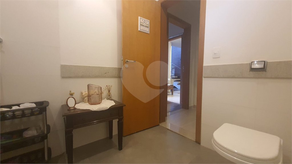 Casa no condomínio Damha II á venda!